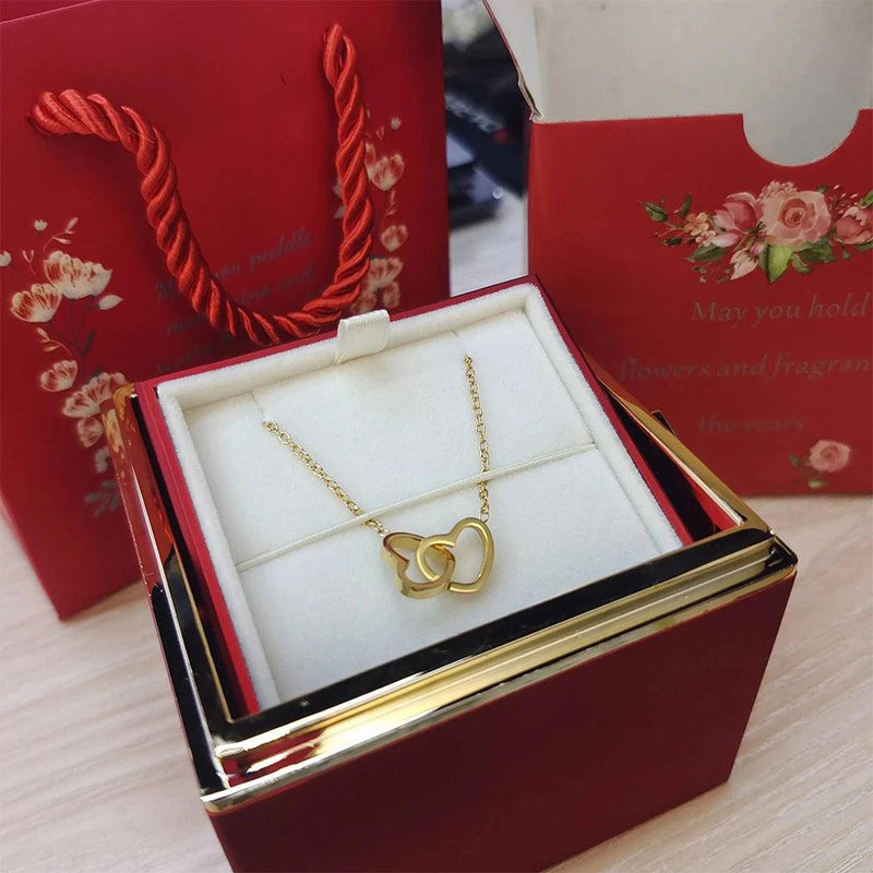 Colar Amor Infinito - Banhado em Ouro 18K + Brinde Caixa de Rosas